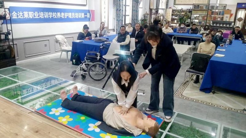 智能养老院设备：揭秘十大品牌背后的技术秘密