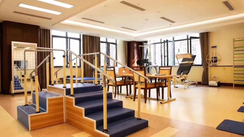 老年助餐点定制营养餐服务：如何科学搭配，满足长者营养需求**