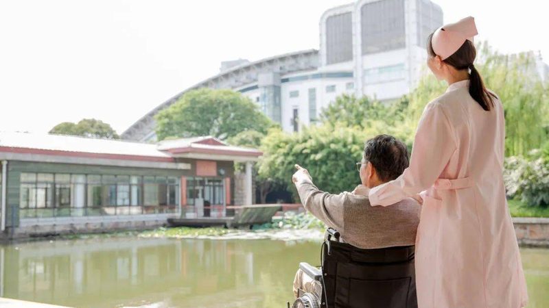 养老机构资质揭秘：消防许可证与营业执照的顺序之谜