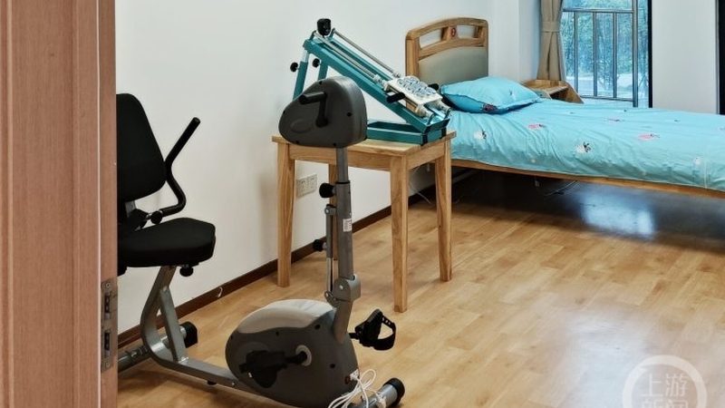 养老院加盟，护理人员配置：关键要素与考量**